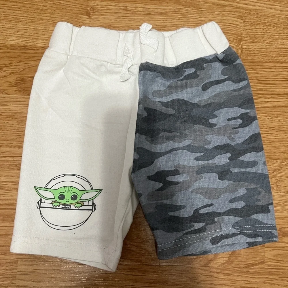 Star Wars Mandallorian Kids Gray and Green Shorts Set (Size 2T)